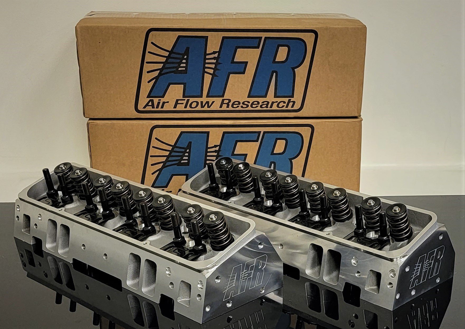 AFR Enforcer 200cc heads SBC 350 383 - 65cc Straight Plug