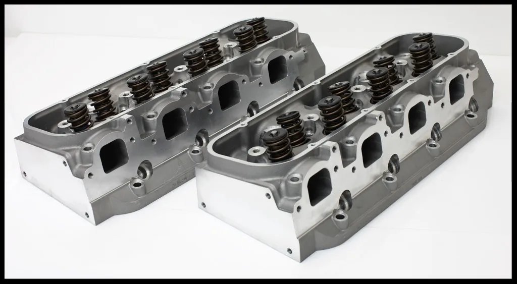 BBC Chevy 496-572 Bravo 335 Rect. Port 335cc runner Aluminum Heads Assembled